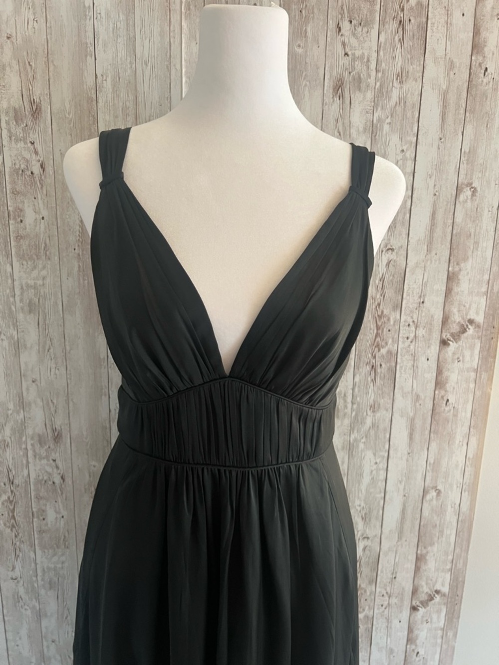 Banana Republic Silk Black V-Neck Maxi Dress Cinched Wedding Formal NEW size 2 - Picture 2 of 12